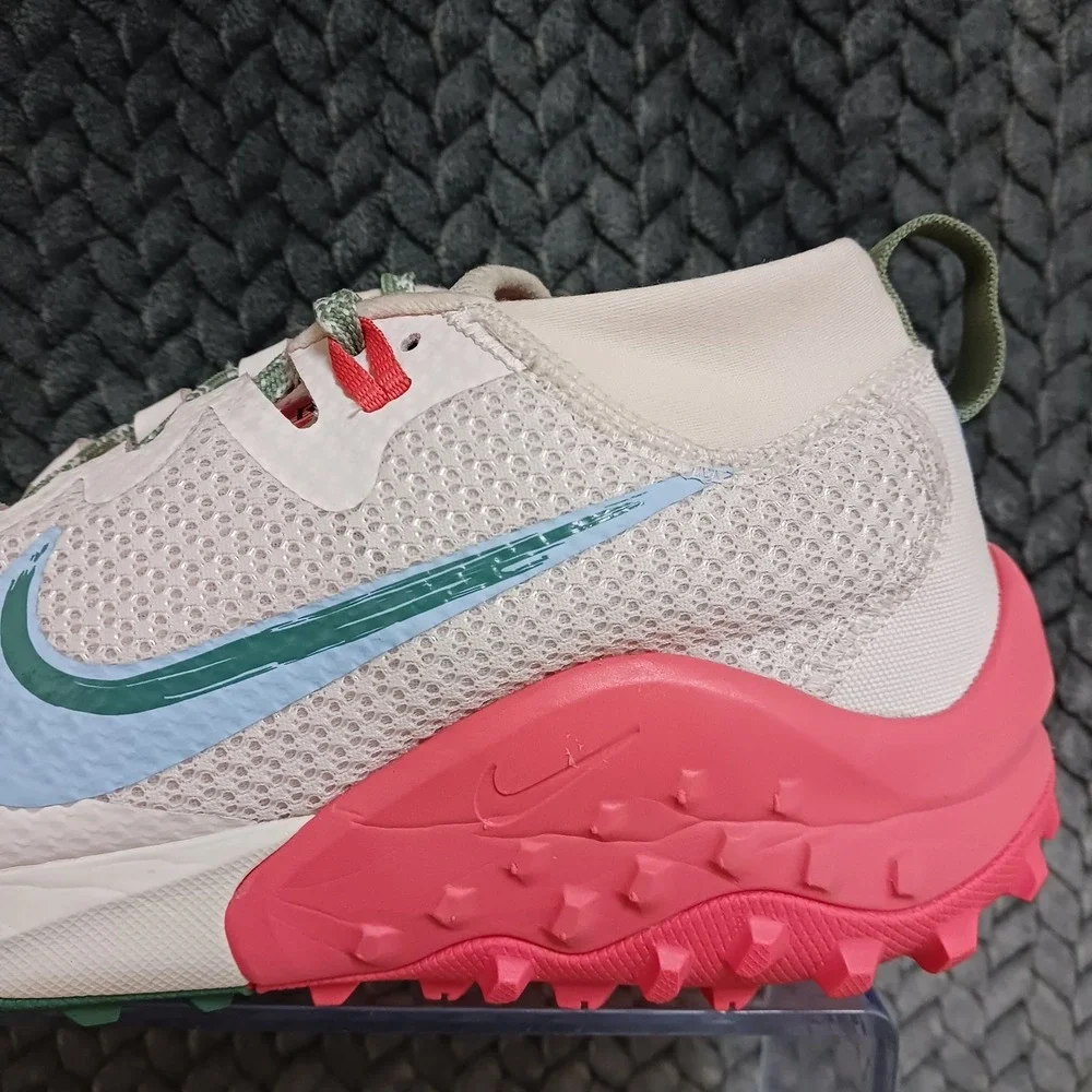 Nike Wildhorse 7 Light Soft Pink Magic Ember Women's Trail Running Shoes Sz 10.5